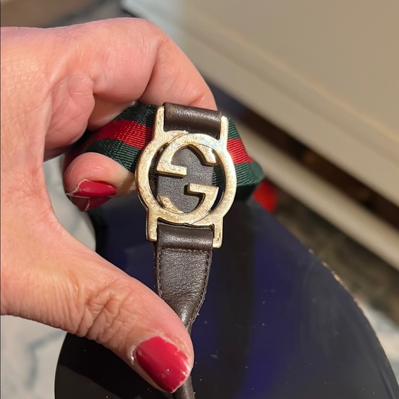Gucci Black Sandals with Red and Green Straps - Picture 13 of 16